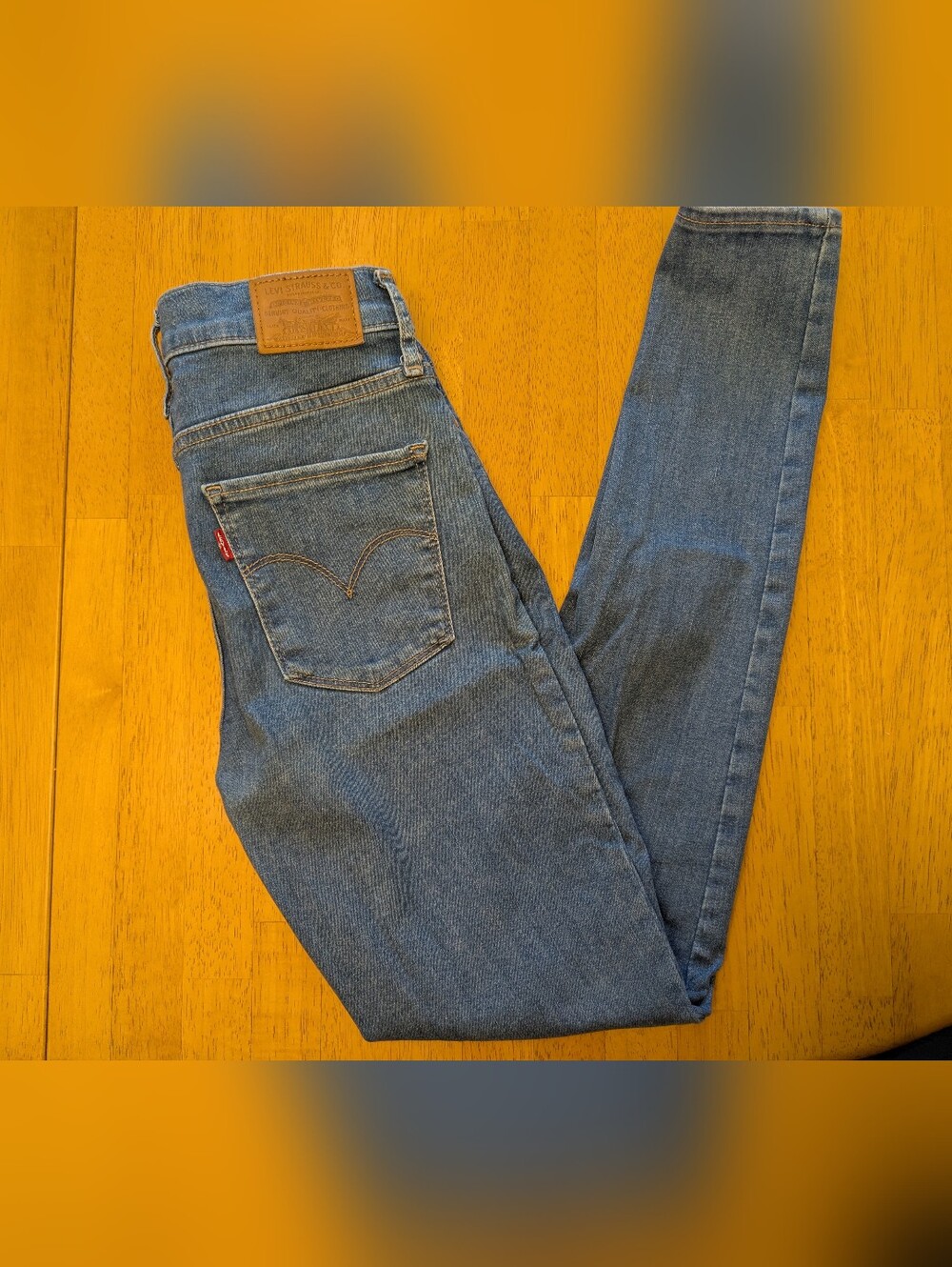 Levi's 720 High Rise Super Skinny Denim in Light Blue Size 26